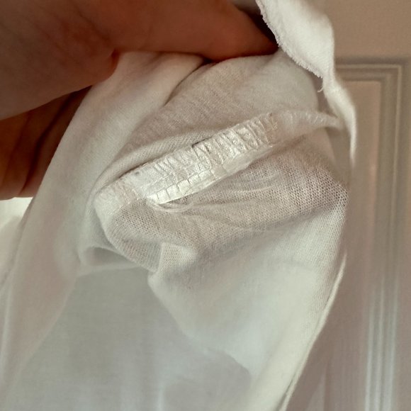 Short Sleeve Graphic T-shirt Love - Picture 4 of 5